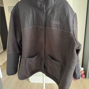 The North Face Women's black Teddy Jacket